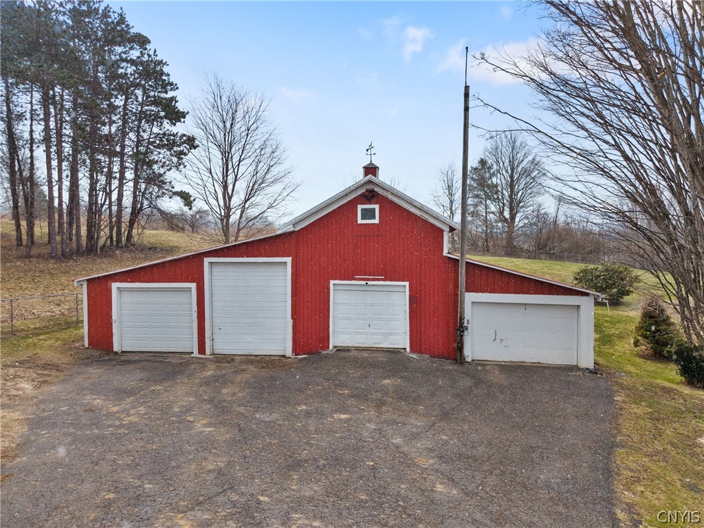900 Old State Road Sterling, NY 13156 - Photo 3 of 41
