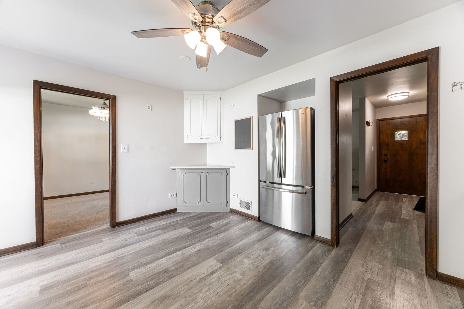 9S172 Cumnor Road Downers Grove, IL 60516 - Photo 12 of 32