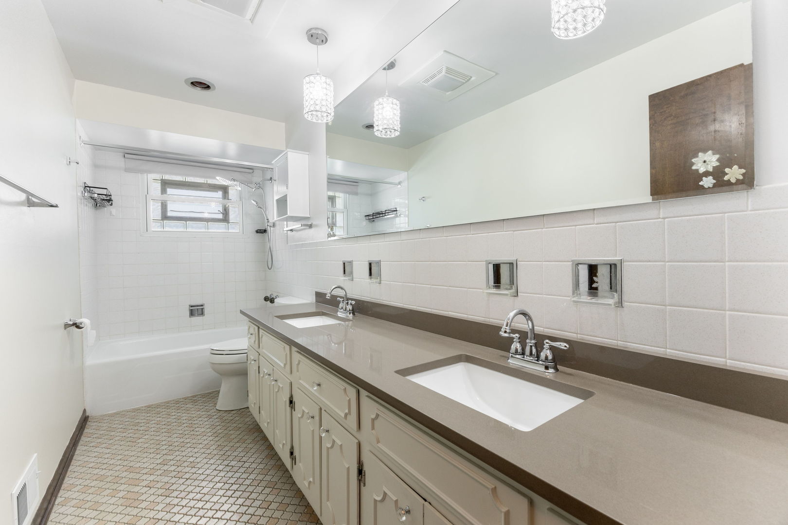 9S172 Cumnor Road Downers Grove, IL 60516 - Photo 16 of 32