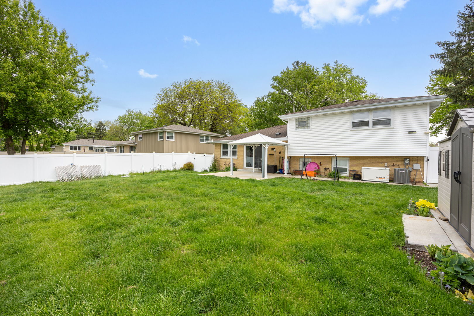 9S172 Cumnor Road Downers Grove, IL 60516 - Photo 27 of 32
