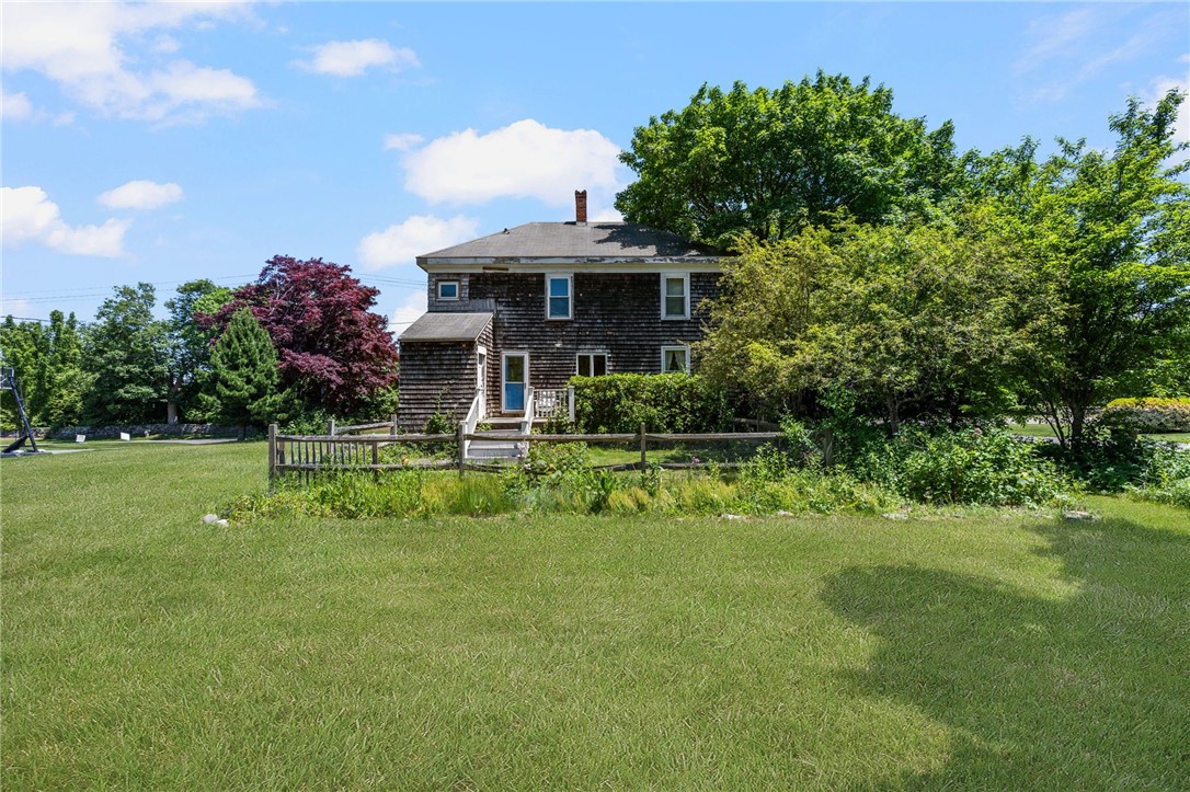 469 Wapping Road Portsmouth, RI 02871 - Photo 7 of 38