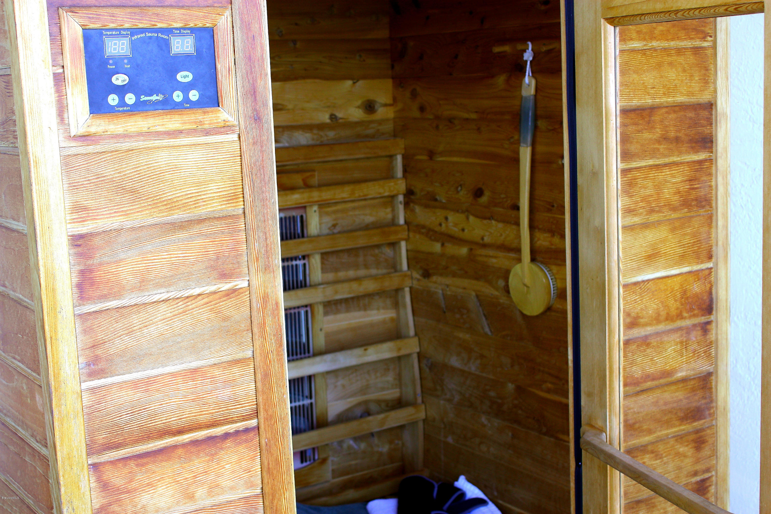 102 Riverside Drive, Unit 804 Cocoa, FL 32922 - Photo 14 of 18 Oleander Pointe Balcony Sauna