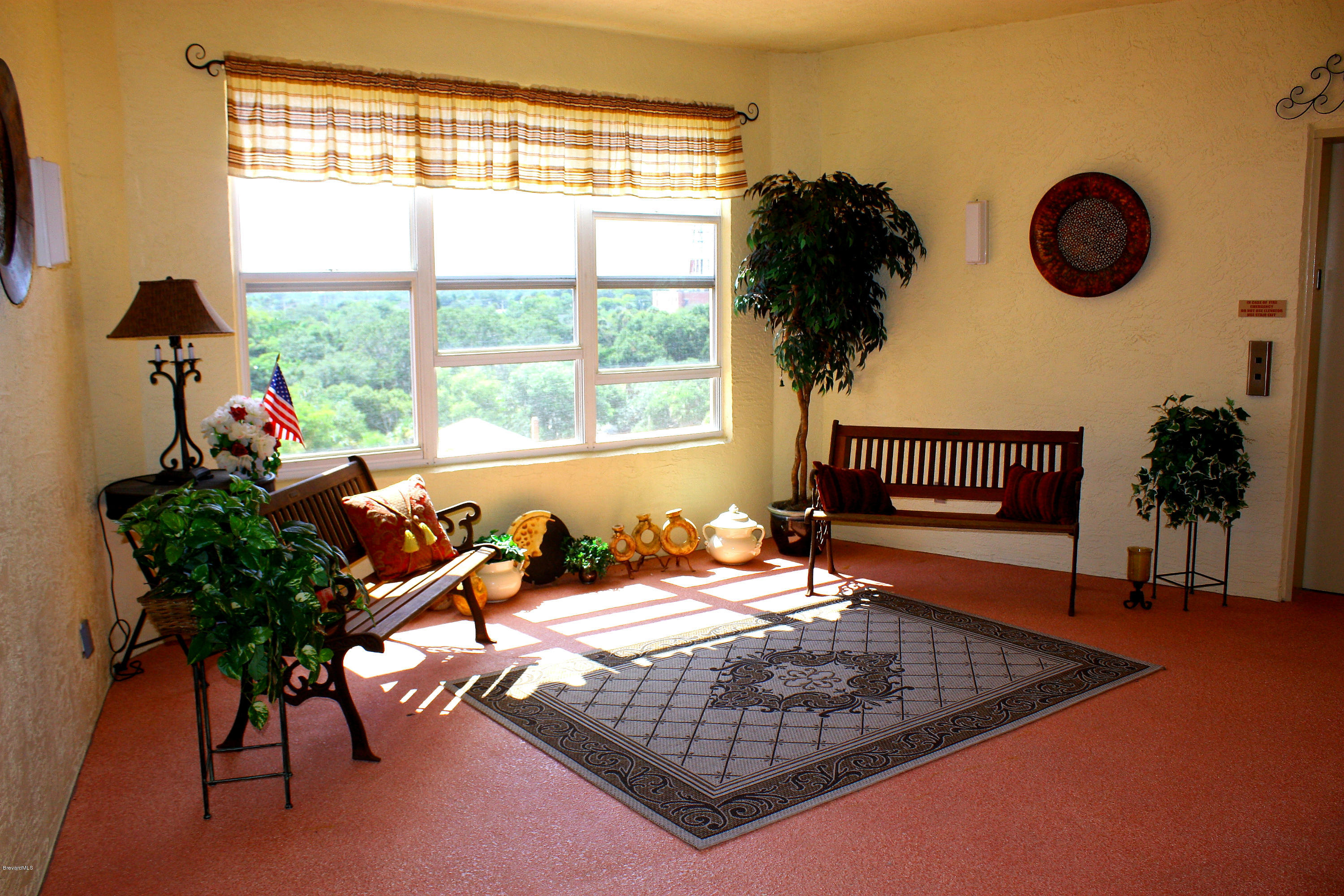 102 Riverside Drive, Unit 804 Cocoa, FL 32922 - Photo 15 of 18 Oleander Pointe Shared Foyer