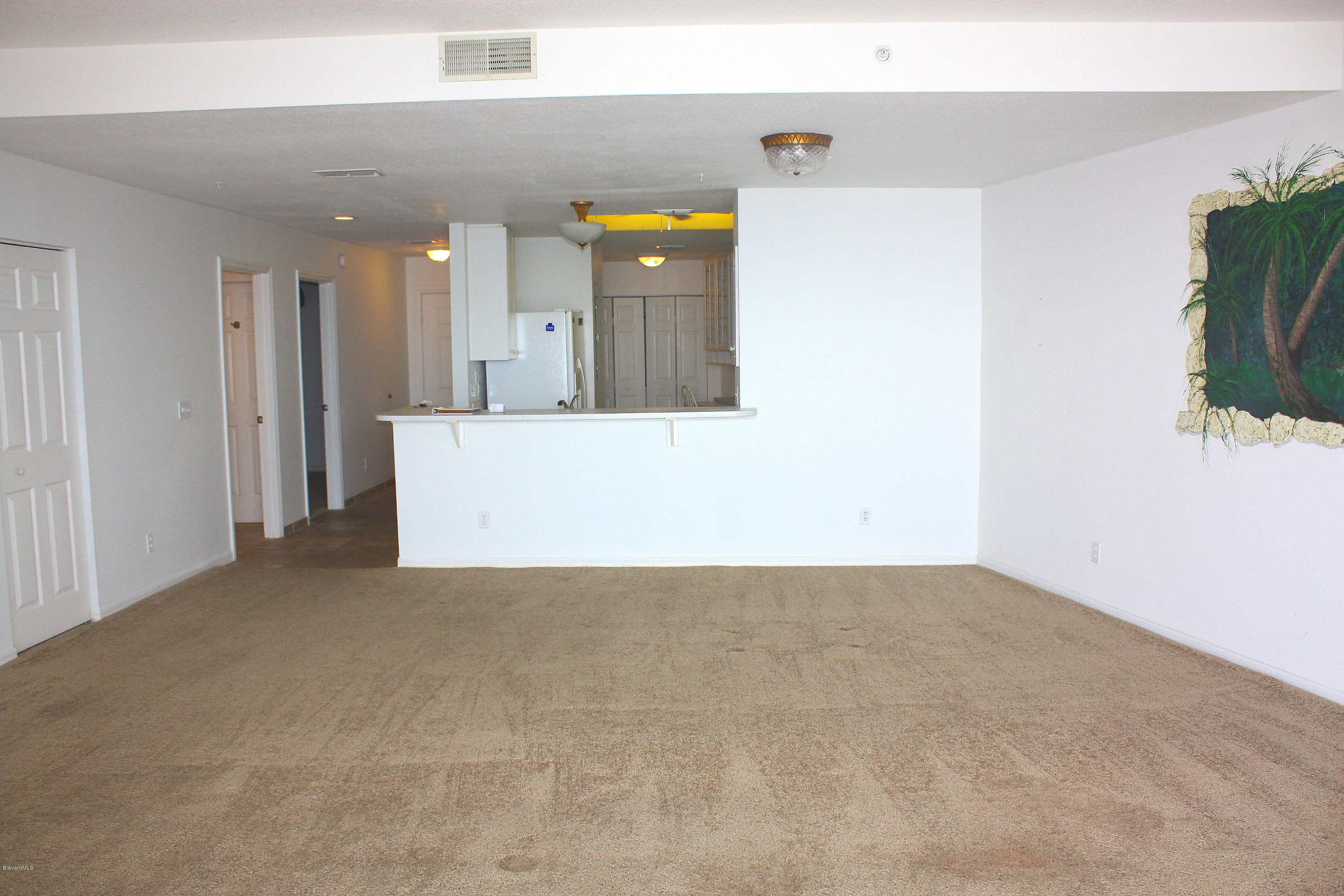 102 Riverside Drive, Unit 804 Cocoa, FL 32922 - Photo 9 of 18 Oleander Pointe Living Room