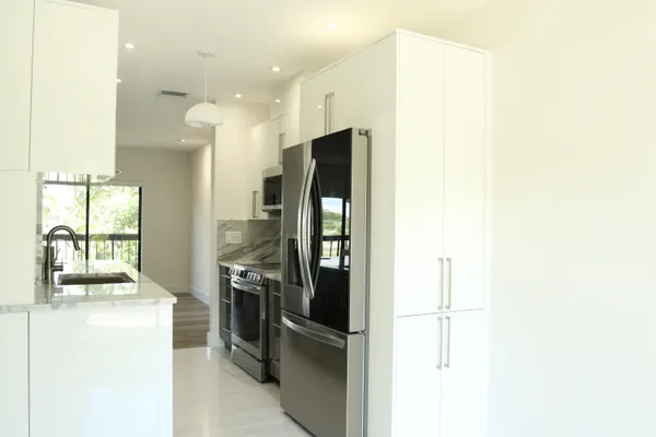 $5,860 | 11311 Pond View Drive, Unit C203, Wellington, FL 33414