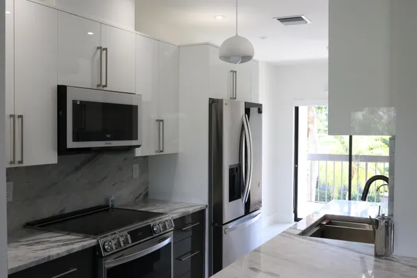 $5,860 | 11311 Pond View Drive, Unit C203, Wellington, FL 33414