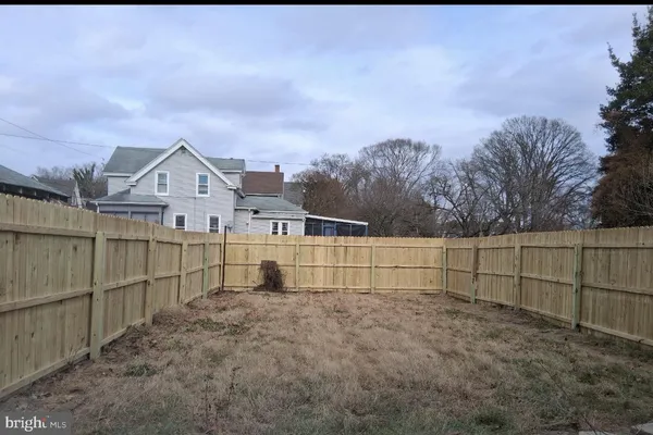 $1,675 | 242 Grant Street, Salem, NJ 08079