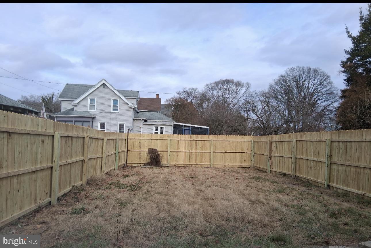 242 Grant Street Salem, NJ 08079 - Photo 13 of 16 Rear Yard