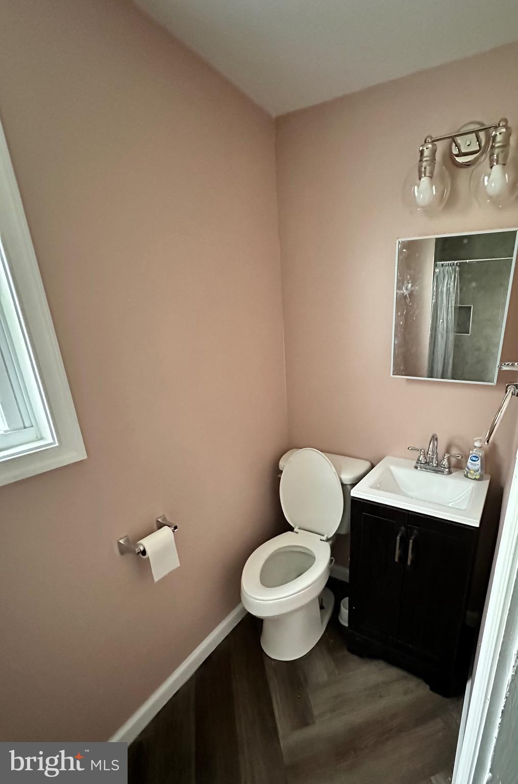 242 Grant Street Salem, NJ 08079 - Photo 9 of 16 Bathroom