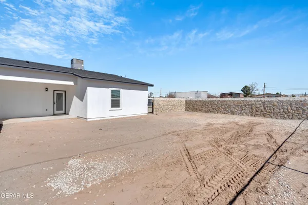 $495,000 | 624 Hesse Drive, Socorro, TX 79927