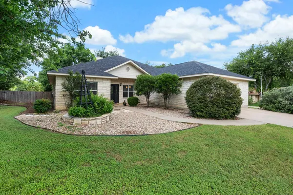 $490,000 | 275 Skyview Drive, Kingsland, TX 78639