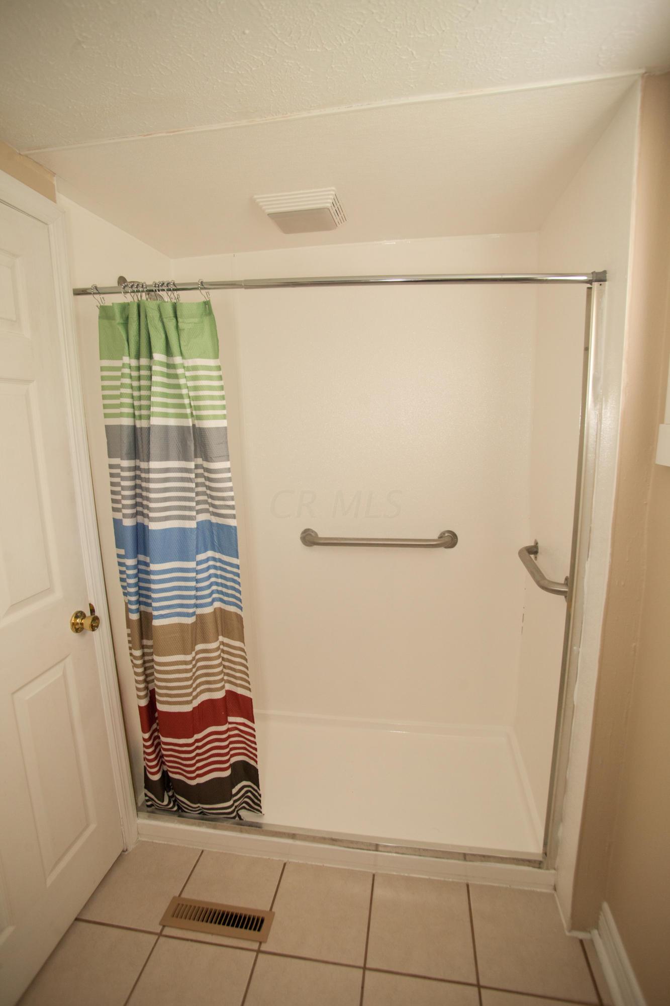 3345 Everson Road West Columbus, OH 43232 - Photo 8 of 27 Gallery Image 8
