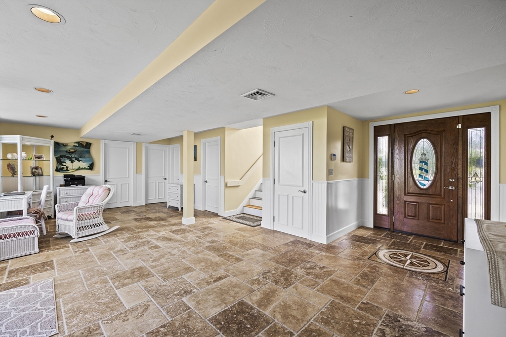 3 Sias Point Road Buzzards Bay, MA 02532 - Photo 10 of 41