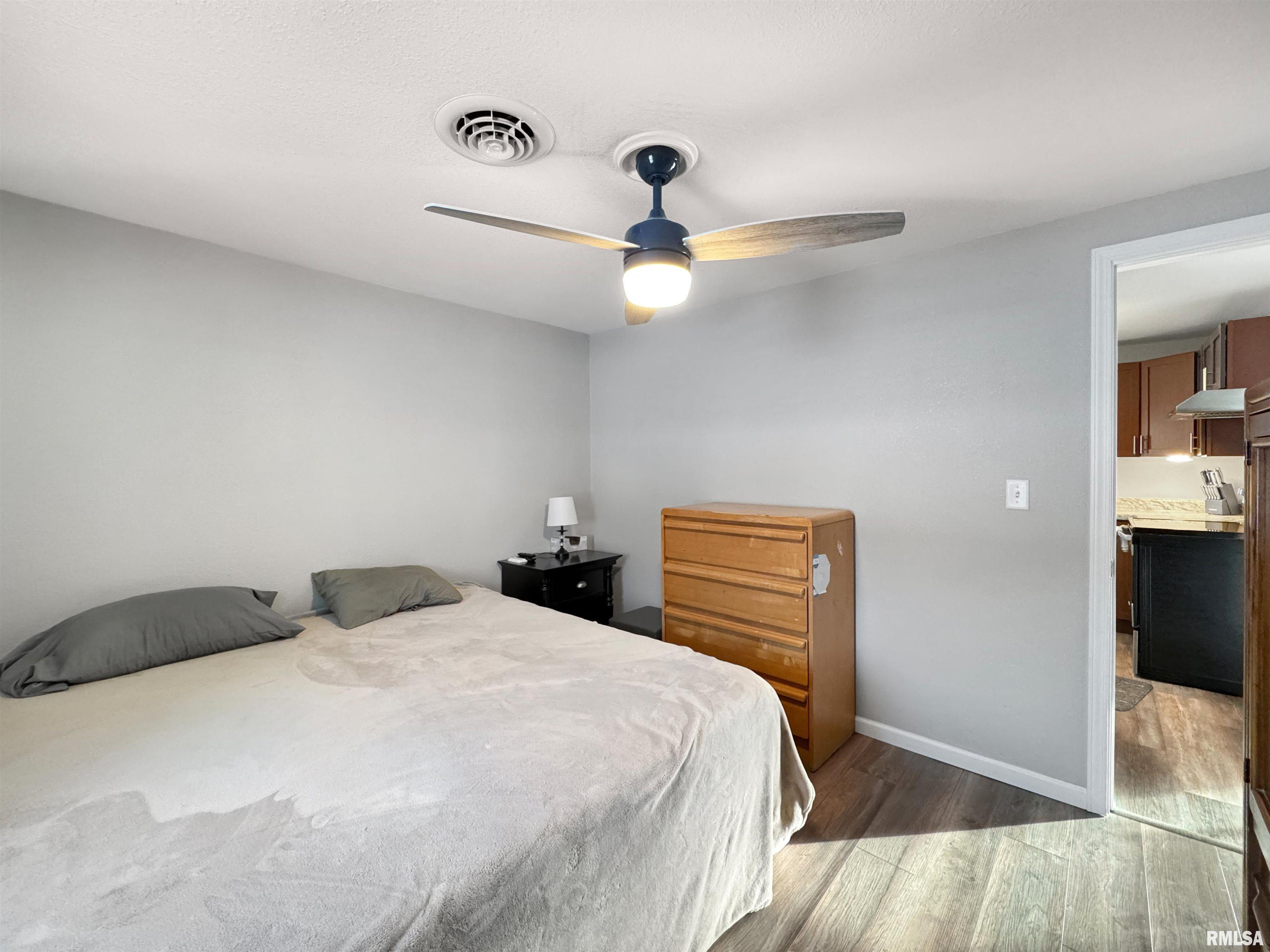 17893 Red Shale Hill Road Pekin, IL 61554 - Photo 24 of 59