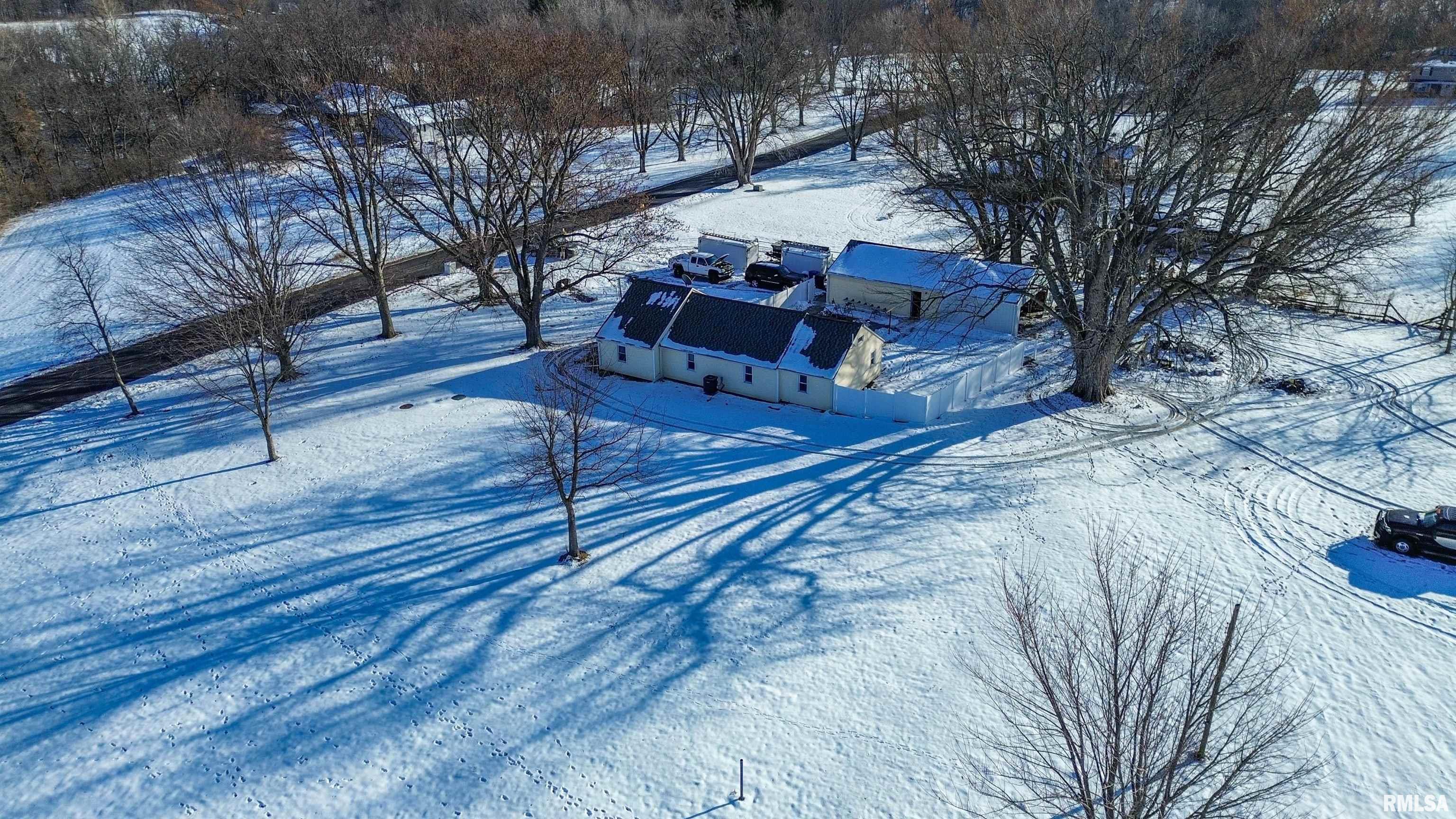 17893 Red Shale Hill Road Pekin, IL 61554 - Photo 48 of 59