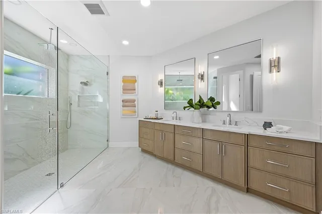 $1,900,000 | 3133 Terramar Drive, Naples, FL 34119