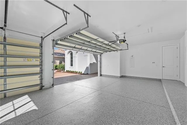 $1,900,000 | 3133 Terramar Drive, Naples, FL 34119