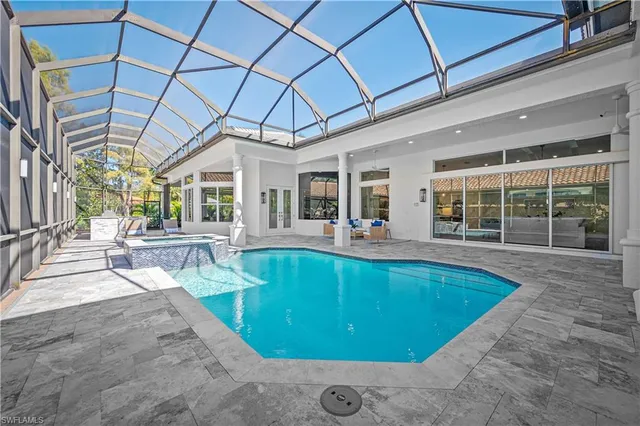 $1,900,000 | 3133 Terramar Drive, Naples, FL 34119