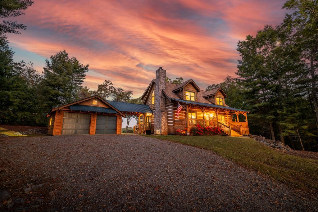 179 Cessna Loop Blue Ridge, GA 30513 - Photo 2 of 52