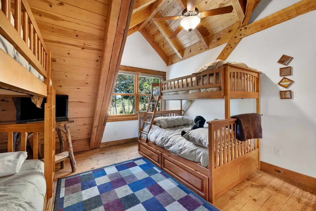 179 Cessna Loop Blue Ridge, GA 30513 - Photo 33 of 52