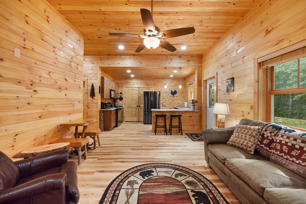 179 Cessna Loop Blue Ridge, GA 30513 - Photo 35 of 52