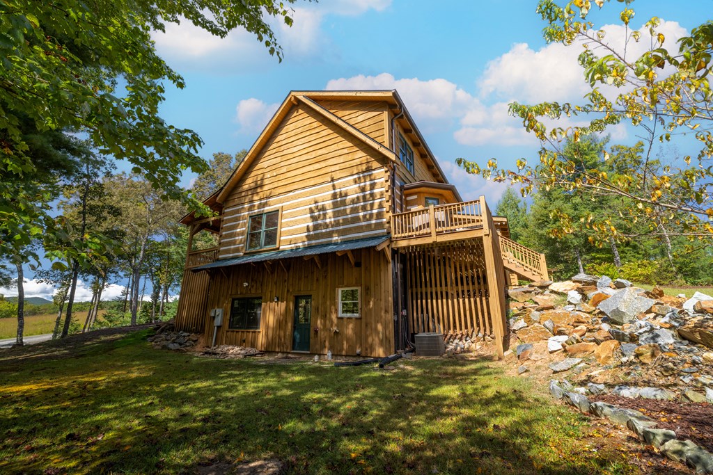 179 Cessna Loop Blue Ridge, GA 30513 - Photo 46 of 52