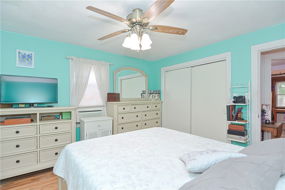 161 Whittier Road Pawtucket, RI 02861 - Photo 14 of 39