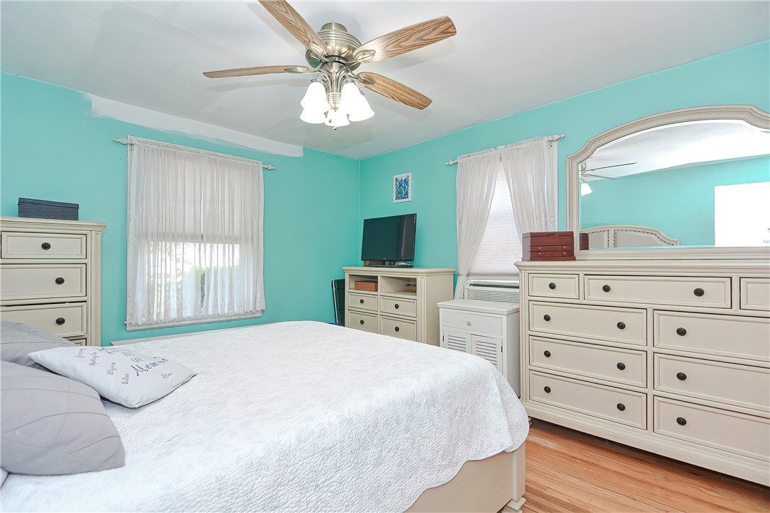 161 Whittier Road Pawtucket, RI 02861 - Photo 15 of 39