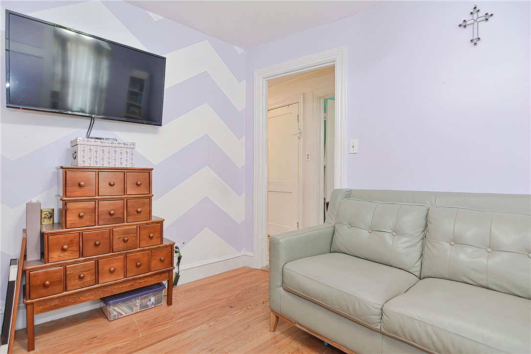 161 Whittier Road Pawtucket, RI 02861 - Photo 18 of 39