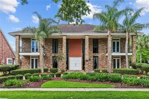 $725,000 | 1 Rue Royale, Metairie, LA 70002