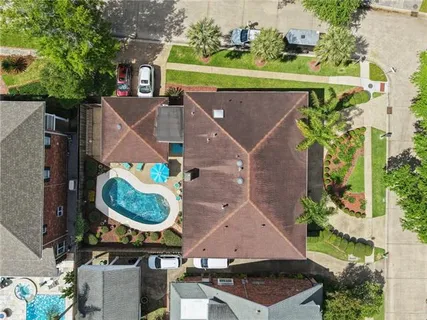 $725,000 | 1 Rue Royale, Metairie, LA 70002