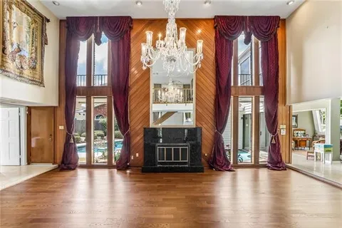 $725,000 | 1 Rue Royale, Metairie, LA 70002