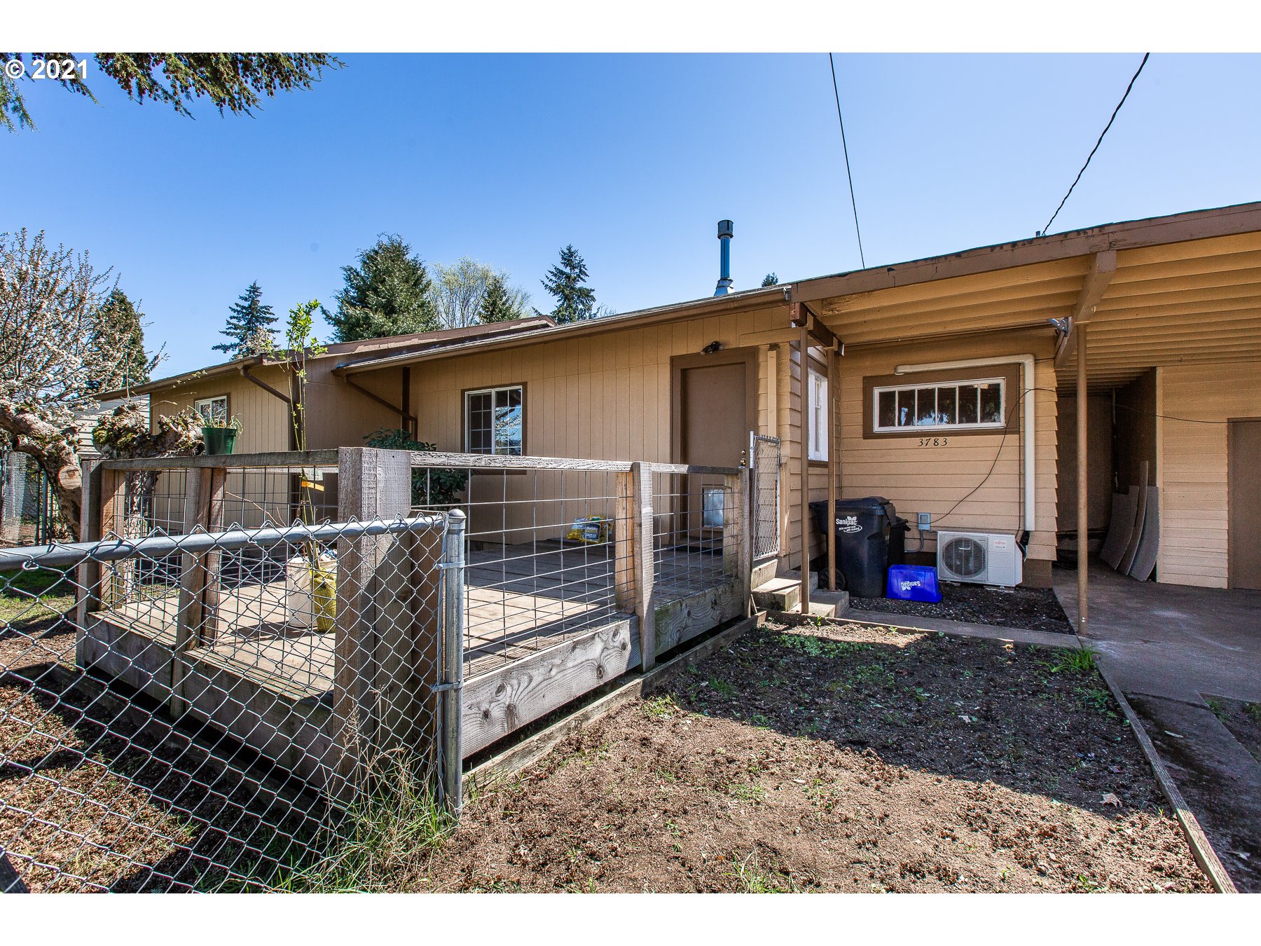 3783 Oregon Avenue Springfield, OR 97478 - Photo 5 of 24 Gallery Image 5