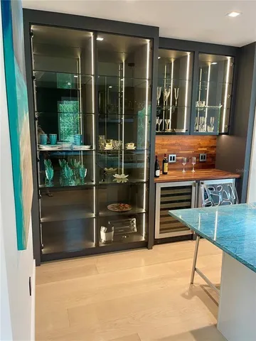 $3,350,000 | 2945 Pyrula Drive, Longboat Key, FL 34228