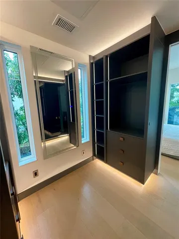 $3,350,000 | 2945 Pyrula Drive, Longboat Key, FL 34228