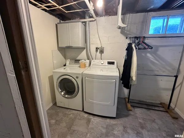 $249,200 | 2026 Hampshire Street, Quincy, IL 62301