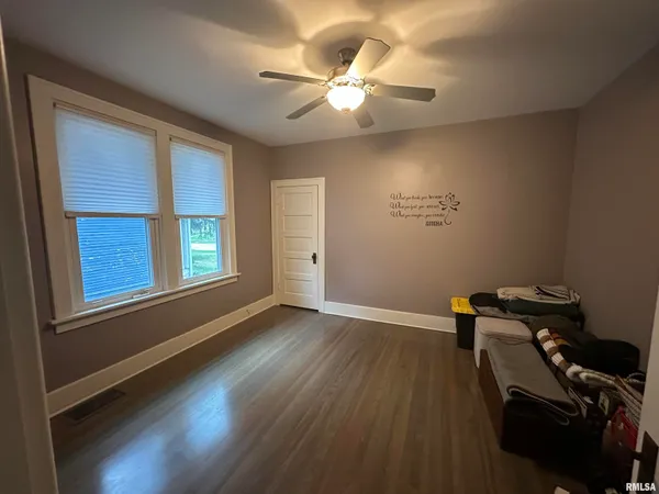 $249,200 | 2026 Hampshire Street, Quincy, IL 62301