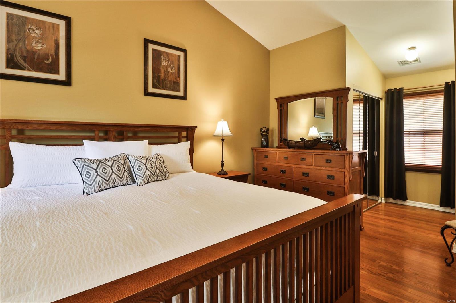4771 Theiss Road St. Louis, MO 63128 - Photo 17 of 27