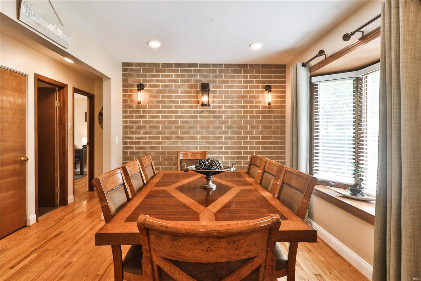 4771 Theiss Road St. Louis, MO 63128 - Photo 3 of 27