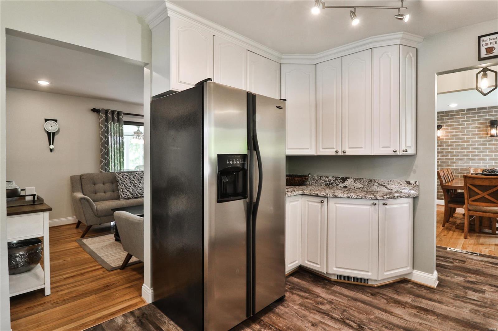 4771 Theiss Road St. Louis, MO 63128 - Photo 6 of 27