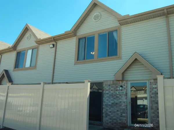 $1,500 | 50450 North Bay Run, New Baltimore, MI 48047