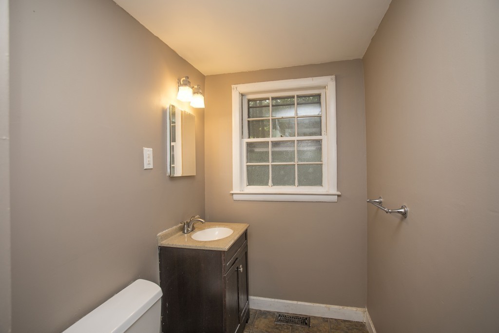 99 Scadding Street Taunton, MA 02780 - Photo 19 of 24 Gallery Image 19