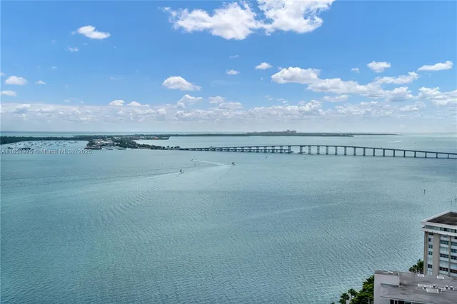 $1,795,000 | 1331 Brickell Bay Drive, Unit 2709, Miami, FL 33131