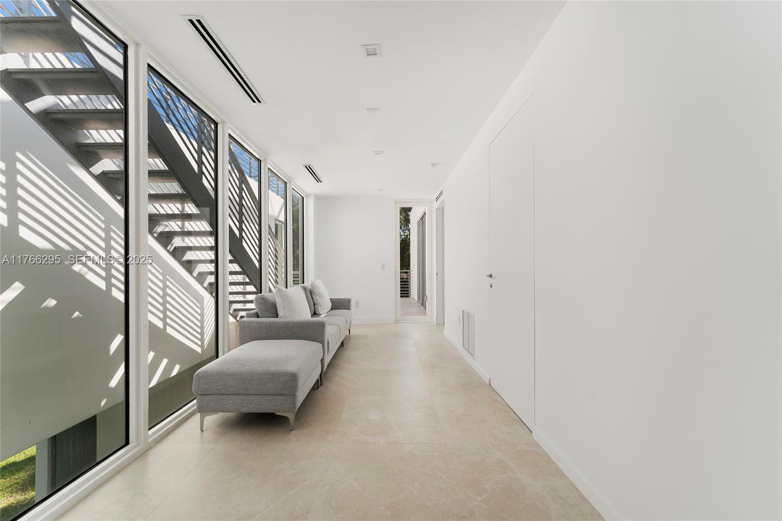 1250 North Venetian Way Miami, FL 33139 - Photo 39 of 61