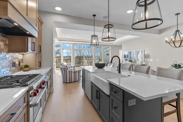 $975,000 | 1 Hill Farm Court, Unit 210, North Oaks, MN 55127