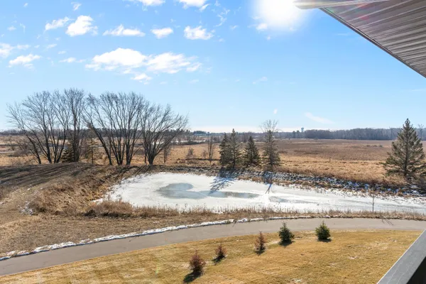 $975,000 | 1 Hill Farm Court, Unit 210, North Oaks, MN 55127