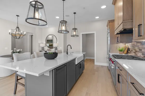 $975,000 | 1 Hill Farm Court, Unit 210, North Oaks, MN 55127