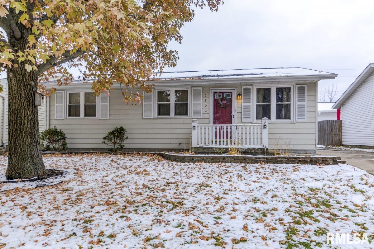 2802 East Black Avenue Springfield, IL 62702 - Photo 1 of 36