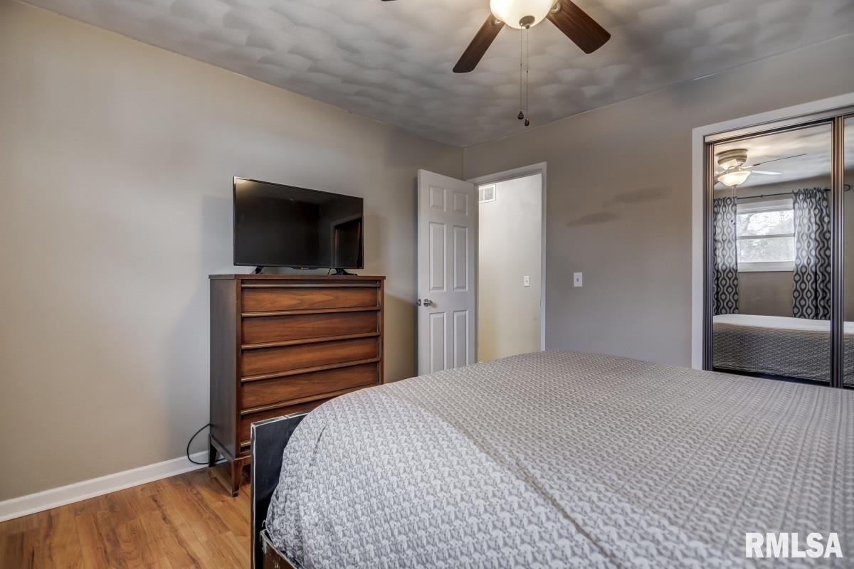 2802 East Black Avenue Springfield, IL 62702 - Photo 18 of 36