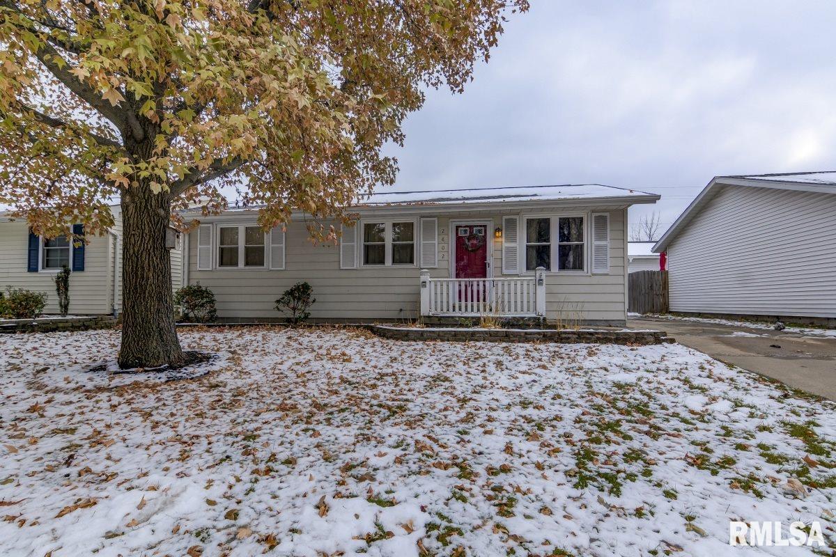 2802 East Black Avenue Springfield, IL 62702 - Photo 2 of 36